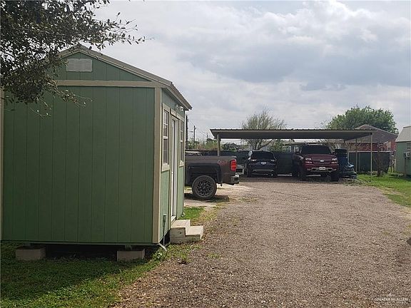 5th image of 217 Gideon Ave