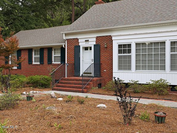 2nd image of 202 Greenbriar Drive