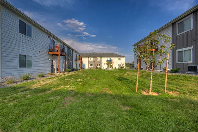 Poudre Trails Apartments — Photo 4