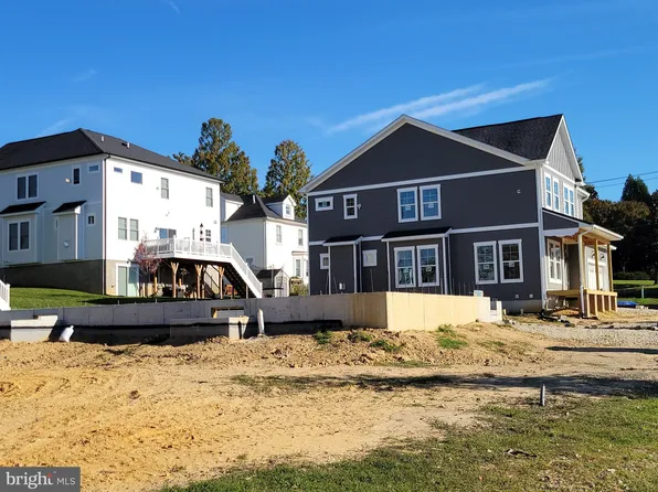 5809 Beecher St, Landover, MD 20785