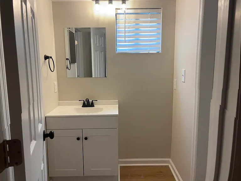 646 Center Court Dr — Photo 11