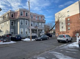 98 Marginal St #2, Lowell, MA 01851