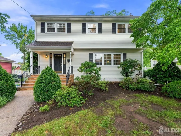 273 Grove Ave, Metuchen, NJ 08840