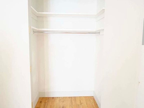 5th image of 255 McKibben St #212A
