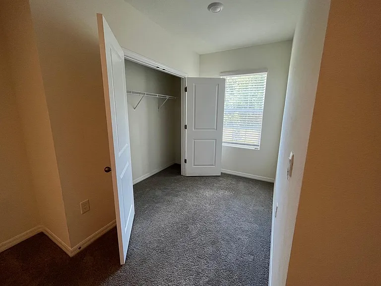 32867 Pez Landing Ln — Photo 22