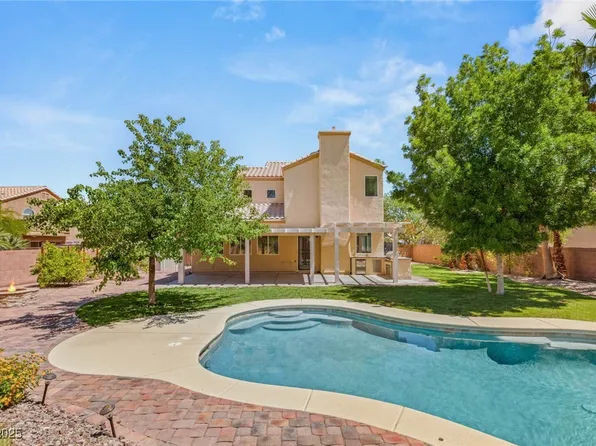 215 Sunlight Peak St, Henderson, NV 89012