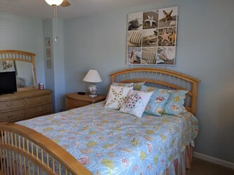 37024 Fairway Dr — Photo 25