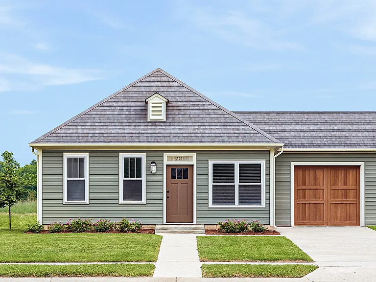 LEO at Bristol - Single Family Rental Homes — Photo 4