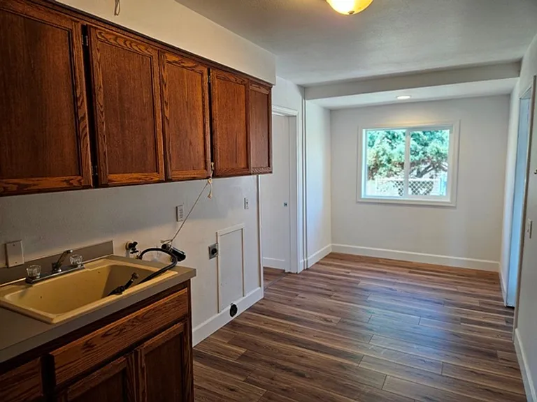 460 Talmadge Rd — Photo 20