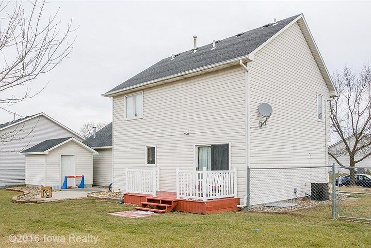 2nd image of 2942 Deerpath Ct