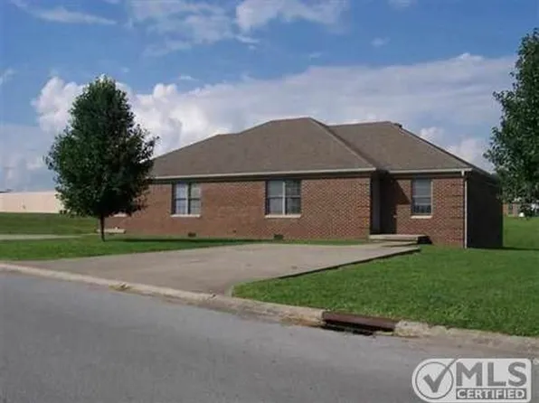 208 Old Fort Rd, Stanford, KY 40484