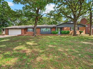 204 S Morrison Dr, Ada, OK 74820