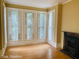 2032 SE Main St, Portland, OR 97205