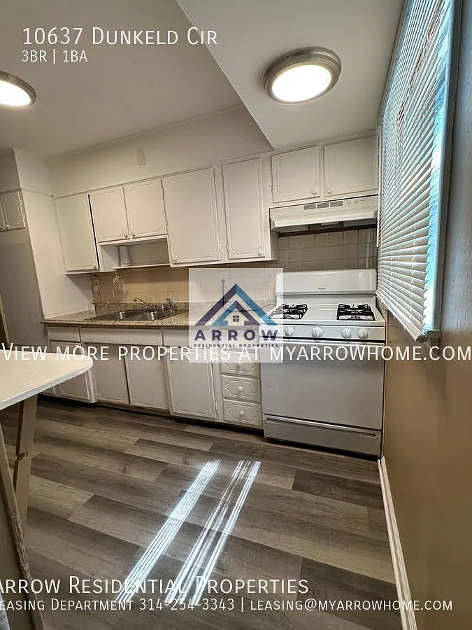 Recently Renovated Three Bedroom with Carport Coming Available! — Photo 2