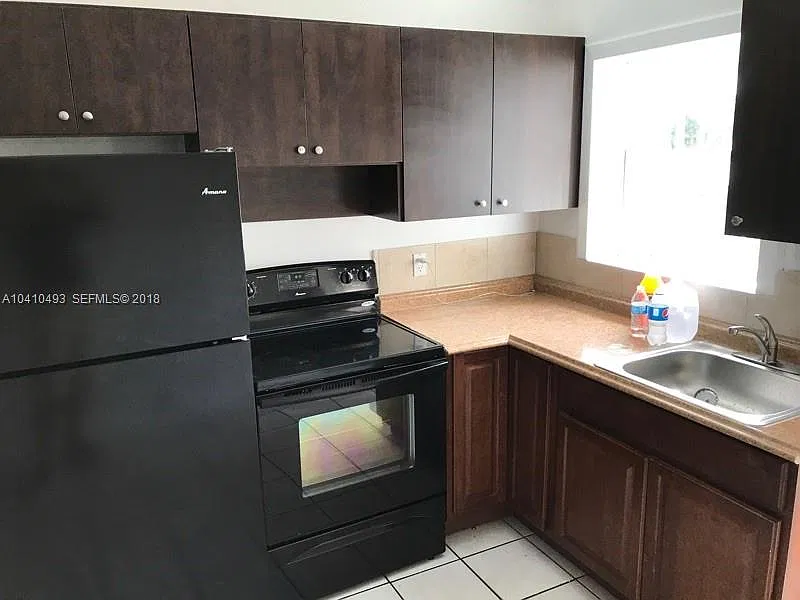 2 bed, 1025 sqft, $2,000 — Photo 1