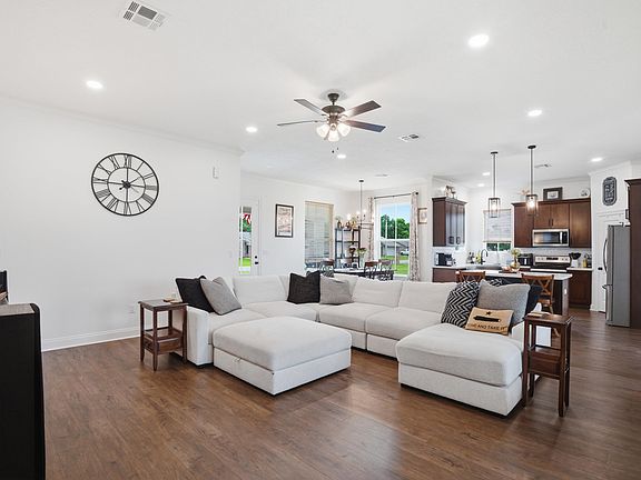 5th image of 6827 Sun Meadow Ln