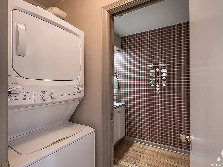 1201 W Diversey Pkwy #3A — Photo 30