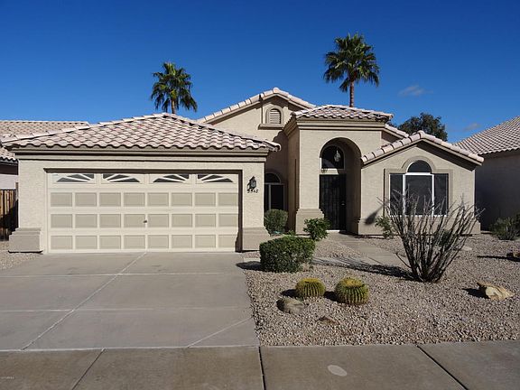 2nd image of 2548 E Wescott Dr