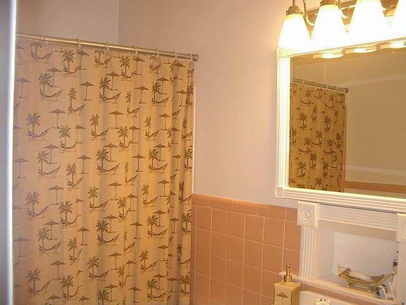 4th image of 509 Birchwood Dr