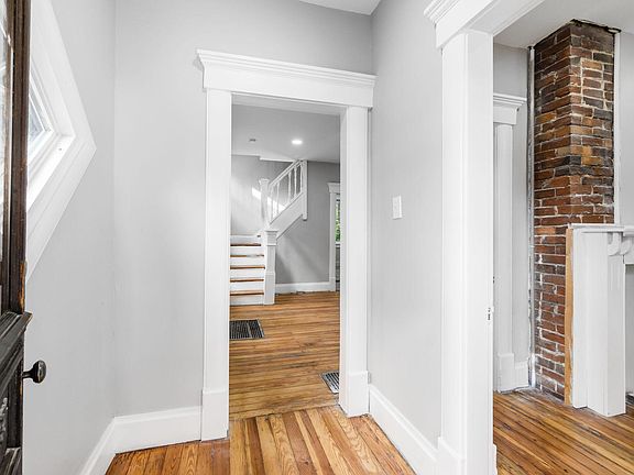 5th image of 1613 Harvard Ave