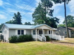 4200 Division St, Chincoteague, VA 23336