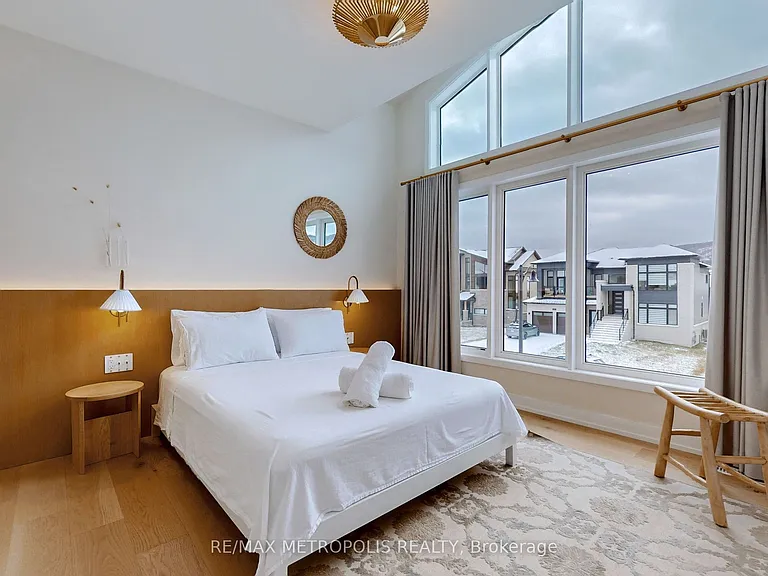 104 Stoneleigh Dr — Photo 33