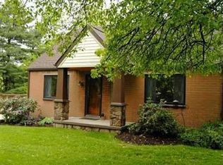 192 Lutz Rd, Zelienople, PA 16063