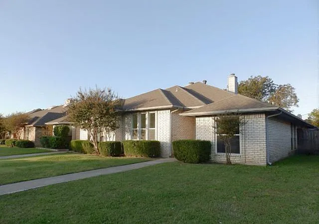 13329 Fall Manor Dr — Photo 6