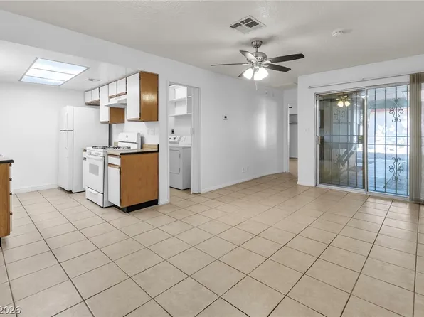 461 N Lamb Blvd APT B, Las Vegas, NV 89110