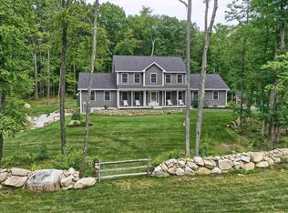 7 Jaime Ln, Hooksett, NH 03106