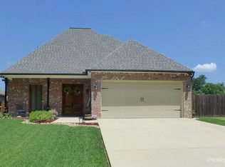 7379 Estelle Dr, Denham Springs, LA 70726