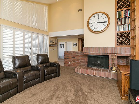 4th image of 10859 Garland Dr