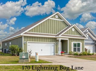 170 Lightning Bug Ln, Freeport, FL 32439