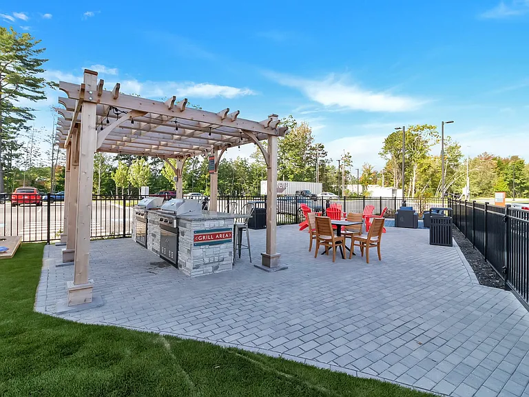 LSP Out door games and grilling area