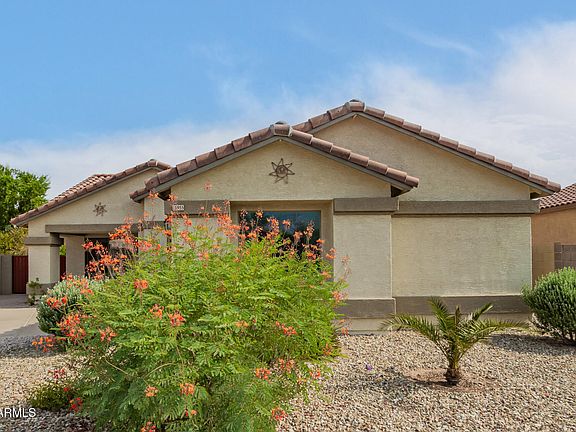 2nd image of 15955 W WOODLANDS Avenue