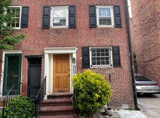 1705 Panama St, Philadelphia, PA 19103