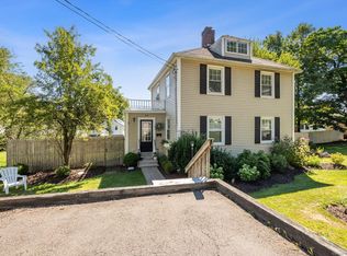 40 Woodland St, Simsbury, CT 06070