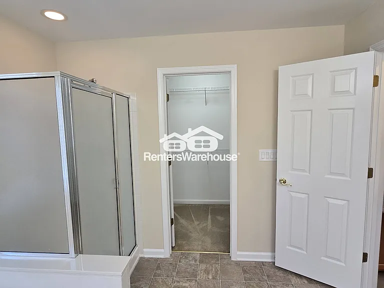 2761 Autumn View Dr — Photo 13