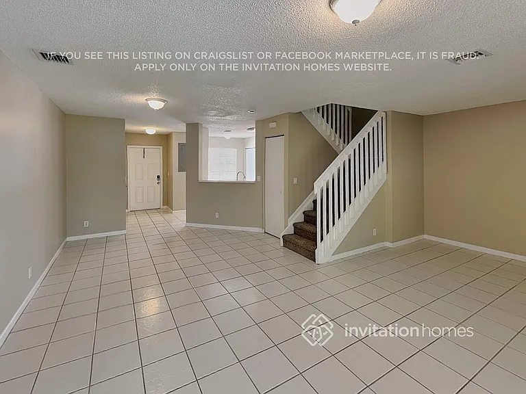 4728 SW 13th Pl — Photo 6