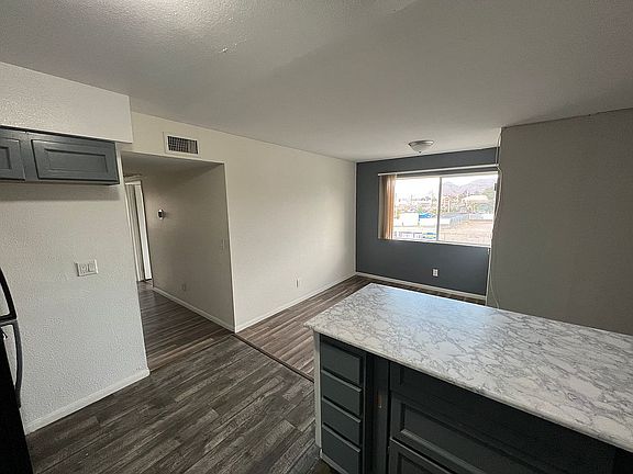 5th image of 2936 Siki Ct Unit D