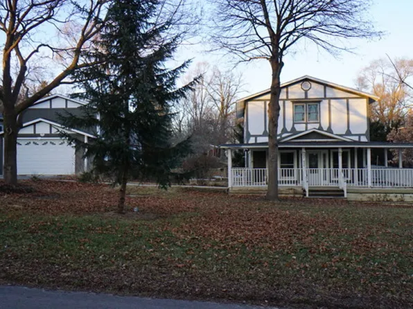 28864 W Bloners Dr, Cary, IL 60013