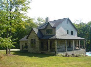 132 Ashwood Dr, Industry, PA 15052