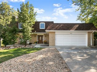 970 S Foothill Dr, Lakewood, CO 80228
