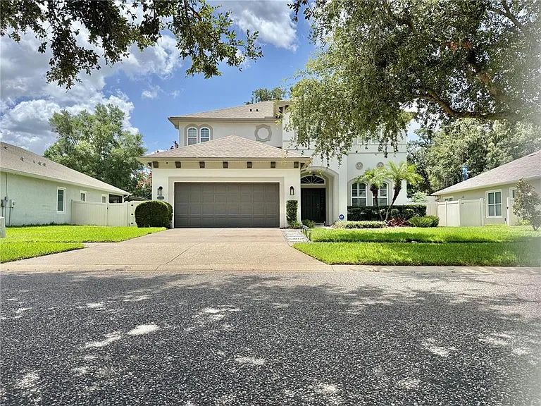 212 Montara Dr — Photo 4
