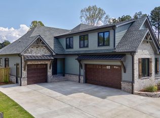1125 Lanier Pl, Cumming, GA