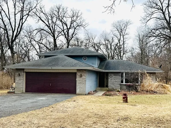 7735 N Vandenburg Ln, Monroe Center, IL 61052