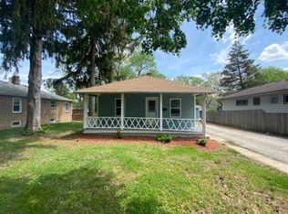217 N Warwick Ave, Westmont, IL