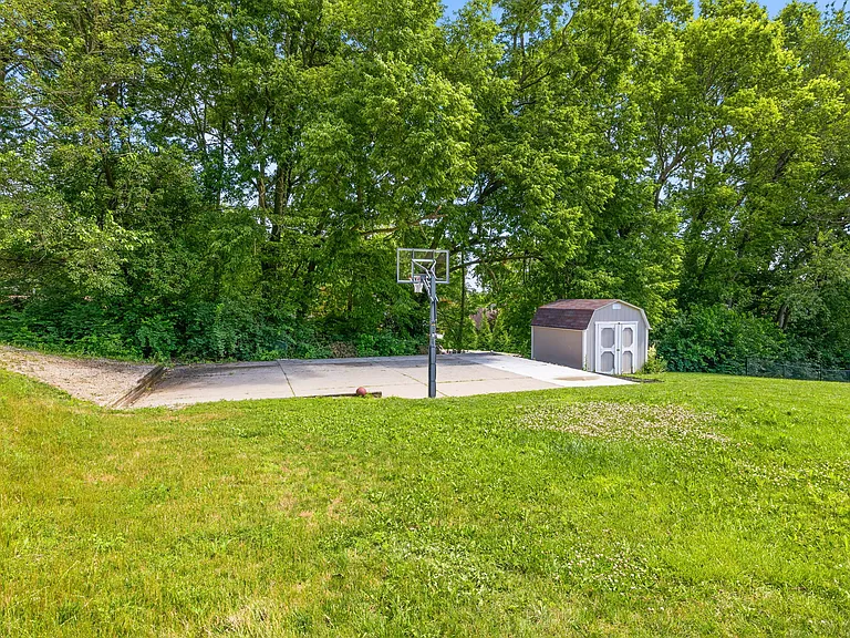 1720 Ridge Hill Ln #1 — Photo 23