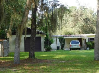 101 Little Hewitt Ln, Interlachen, FL 32148