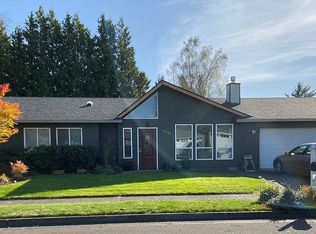 1236 SE 23rd St, Troutdale, OR 97060